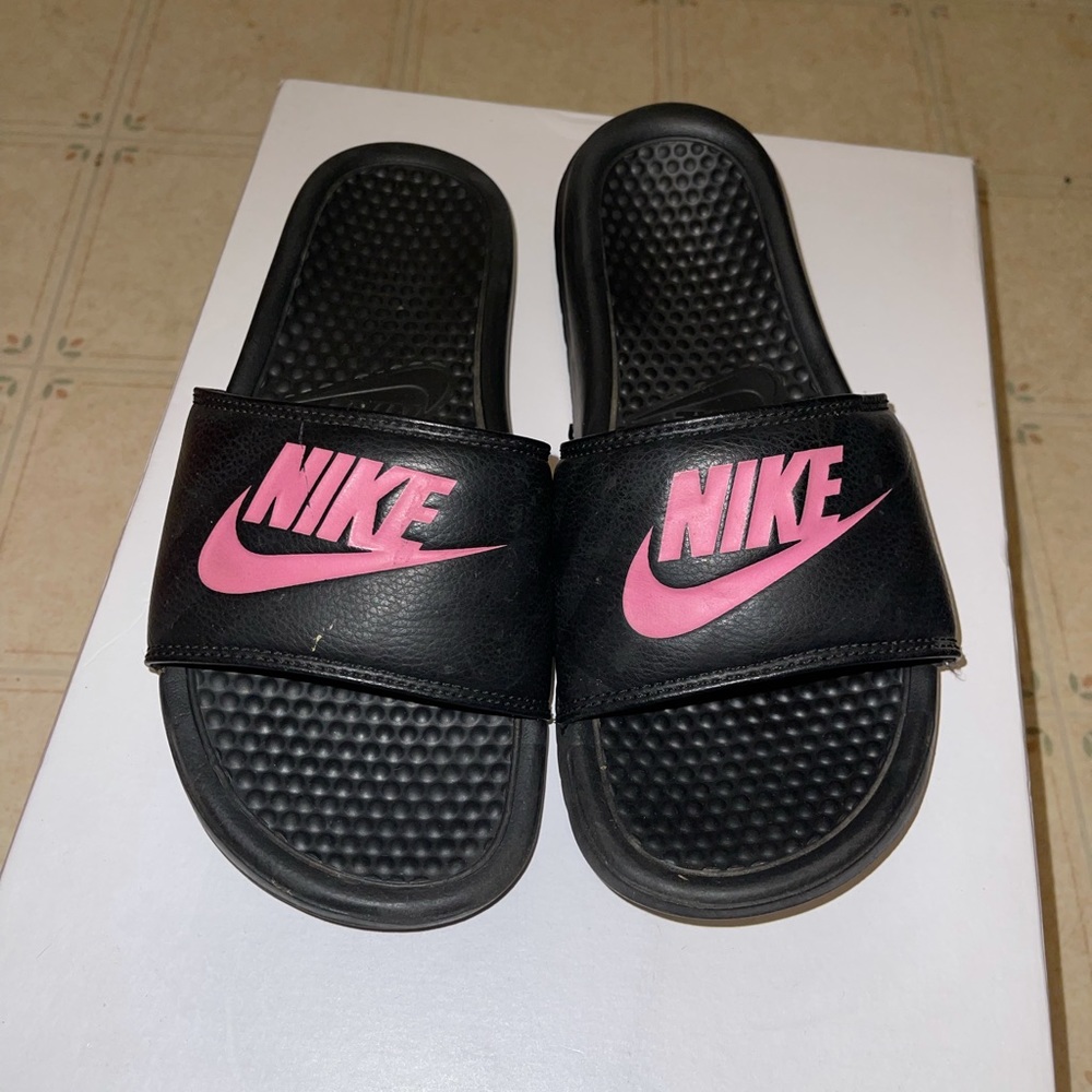 Nike Girls Slippers